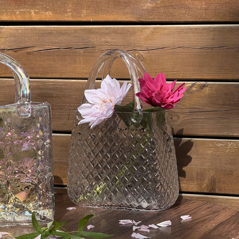 Qualität Hand-Blown Diamond Pattern Glass Handbag Vase - Versatile Decorative Centerpiece for Home & Wedding Decor usine