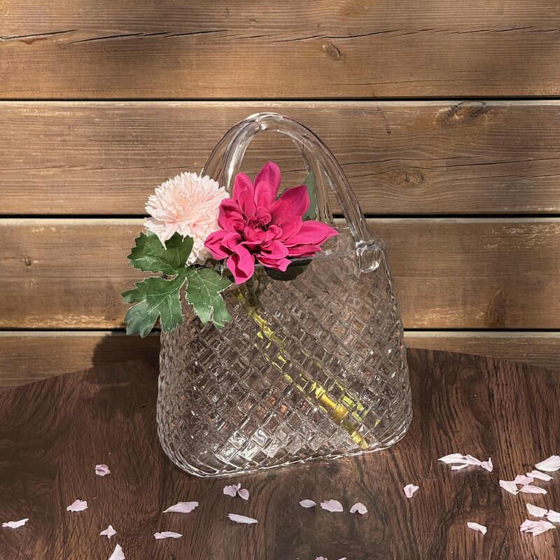Qualität Hand-Blown Diamond Pattern Glass Handbag Vase - Versatile Decorative Centerpiece for Home & Wedding Decor usine