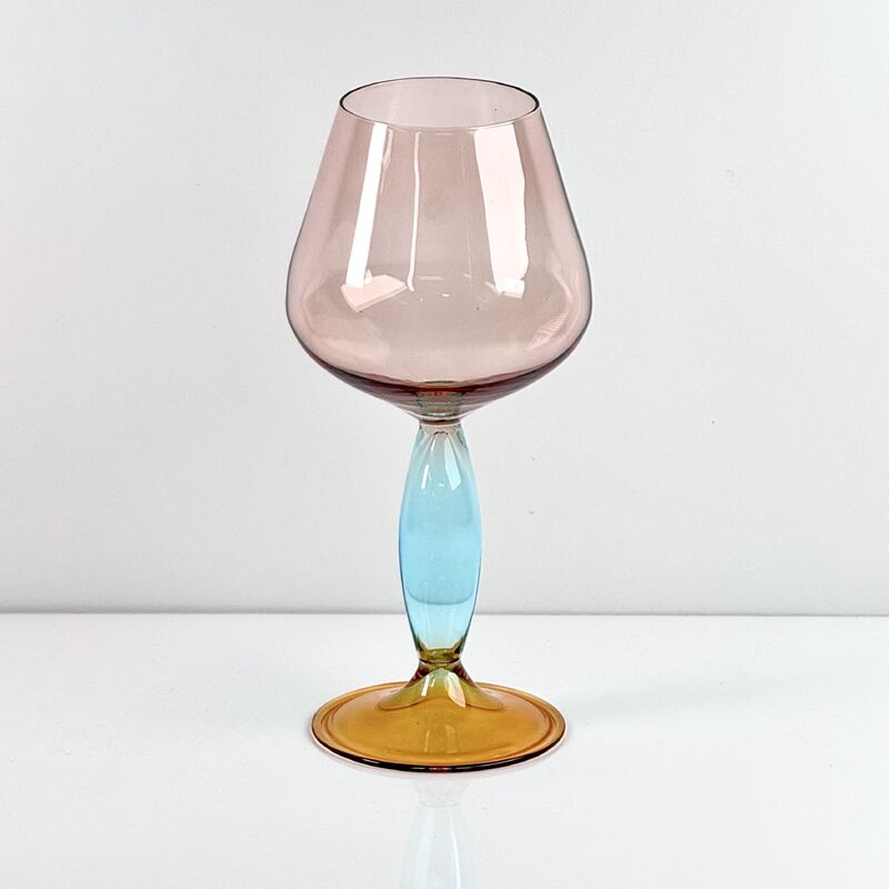 Qualität Hand-Blown Gradient Color Borosilicate Wine Glasses, Multi-Color Artistic Stem Goblets for Wine, Cocktail, Home Bar & Party Decor Fabrik