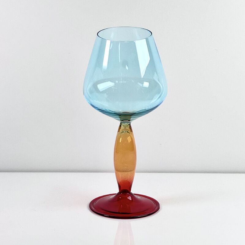 Qualität Hand-Blown Gradient Color Borosilicate Wine Glasses, Multi-Color Artistic Stem Goblets for Wine, Cocktail, Home Bar & Party Decor Fabrik