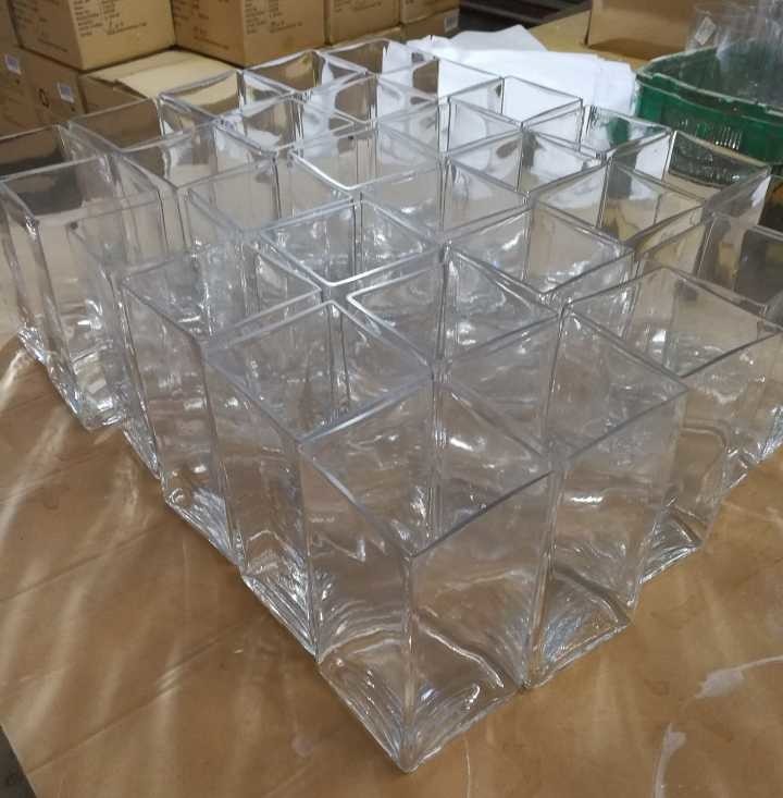 Qualität Handgefertigte Quadrat 8 Zoll Glas Vase für Mittelstücke usine