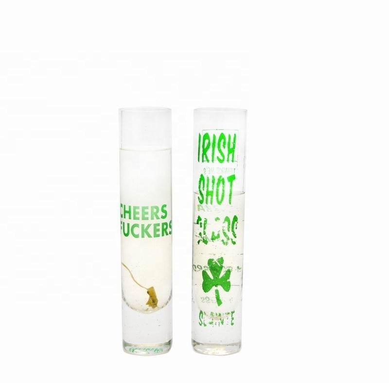 Qualität Lange, funkelnde Kristall-Cocktail-Gläser mit Farbdekal usine