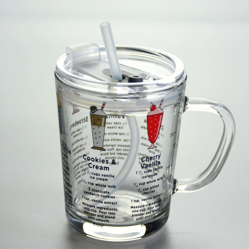 Qualität Zeichentrickfilm Kristalltrinkglas mit Deckel und Silikatstroh usine