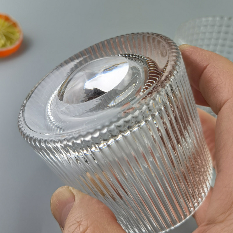 Qualität Bleifreies, handgefertigtes Whisky-Glas, das sich nach unten dreht usine