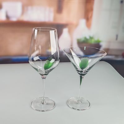 Qualität 530 ml Volumen kundenspezifischer Handblasen klares Rotwein Glas Martini Glas geeignet für Partys langlebige stilvolle Probe innerhalb von 7 Tagen usine