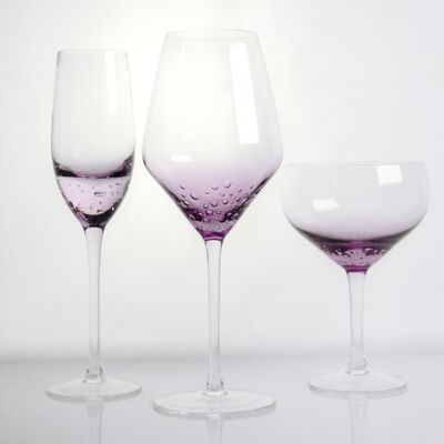 Qualität Lavendelblase Weinkristall Glas, handgeblasen, mit schrägen Farbtönen und zarten, eingeschlossenen Blasen, die Eleganz mit Langlebigkeit verbinden usine
