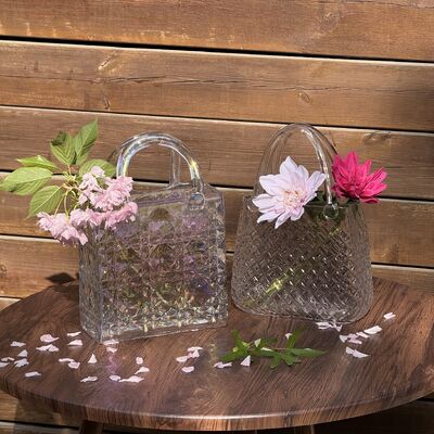 Qualität Hand-Blown Diamond Pattern Glass Handbag Vase - Versatile Decorative Centerpiece for Home & Wedding Decor usine
