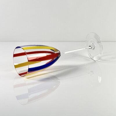 Qualität Hand Blown Art Glass Goblet & Coupe Glass Set, Vibrant Red Yellow Blue Vertical Cane Stripes Murano Style Stemmed Wine & Martini Glasses for Bar, Party & Gift Fabrik