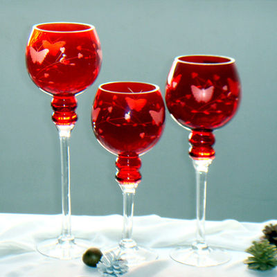 Qualität Tulip-förmige lange Stammkerzenhalter mit Graviermuster usine