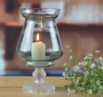 Qualität Handgefertigte alten Säulen-Kerzenhalter mit Silberfuß usine