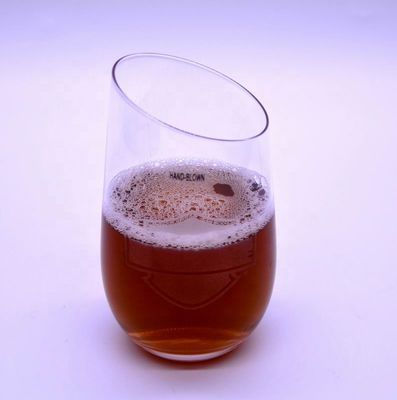 Qualität Bevel Schrägkante Stammlose Kristallweinglas mit Winkeloberfläche usine