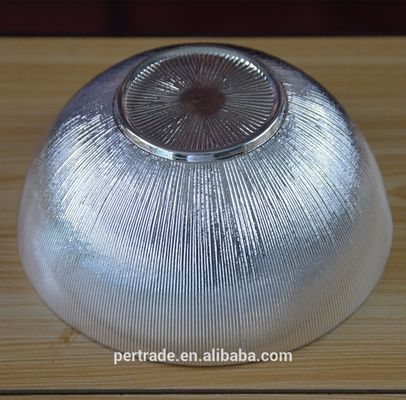 Qualität Silber-Gold-dekorierte Glas-Ladegeräte für Salatschüssel usine