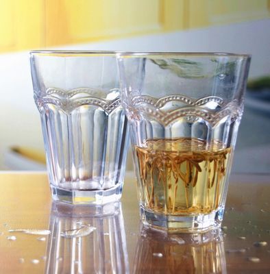 Qualität Stammloser geprägter mehrfacher Tangent 10 Oz-Glas-Tumbler usine