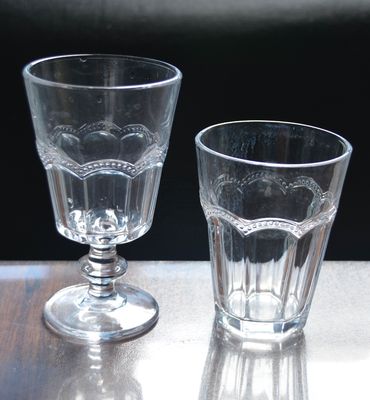 Qualität Stammloser geprägter mehrfacher Tangent 10 Oz-Glas-Tumbler usine