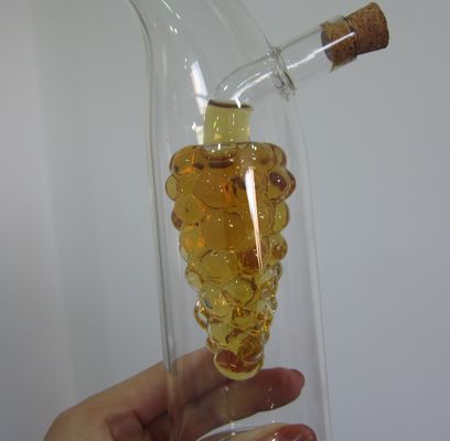 Qualität Doppelschichtiger Traubenglaskanister mit Öldeckel usine