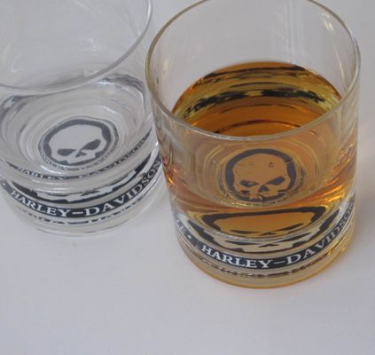 Qualität Logo Abgeschnittener Whisky-Tumbler-Glas, Kristall-Scotch-Glas für Markengeschenk usine