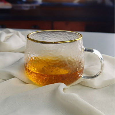 Qualität Borosilikat-Hammer-Textur-Tumbler Trinkgläser mit goldenem Rand usine