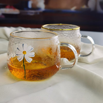 Qualität Borosilikat-Hammer-Textur-Tumbler Trinkgläser mit goldenem Rand usine