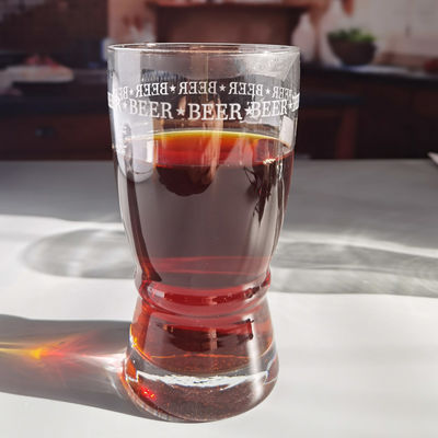 Qualität Kreative große Mund Pub Craft Biergläser mit Kreis Logo Dekoration usine